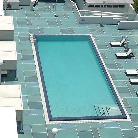 Real Living Hotel Residence Miami Luaran gambar