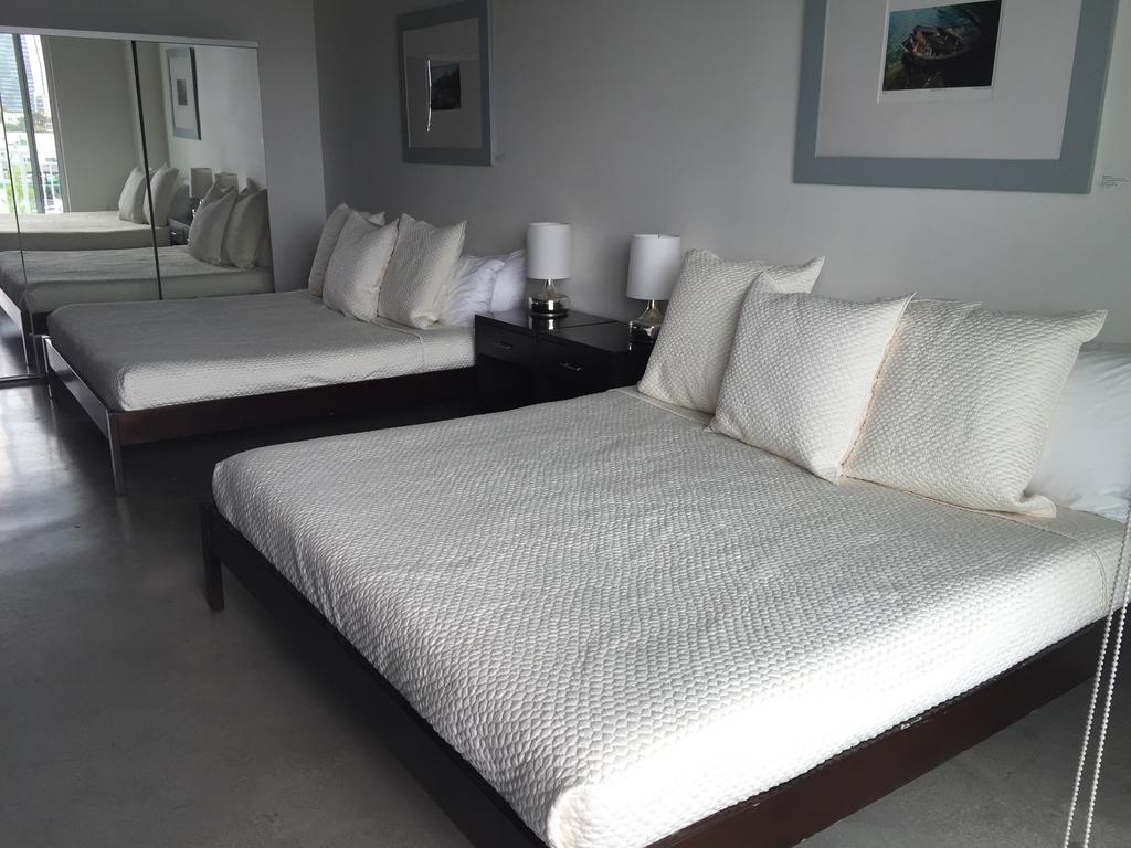 Real Living Hotel Residence Miami Luaran gambar