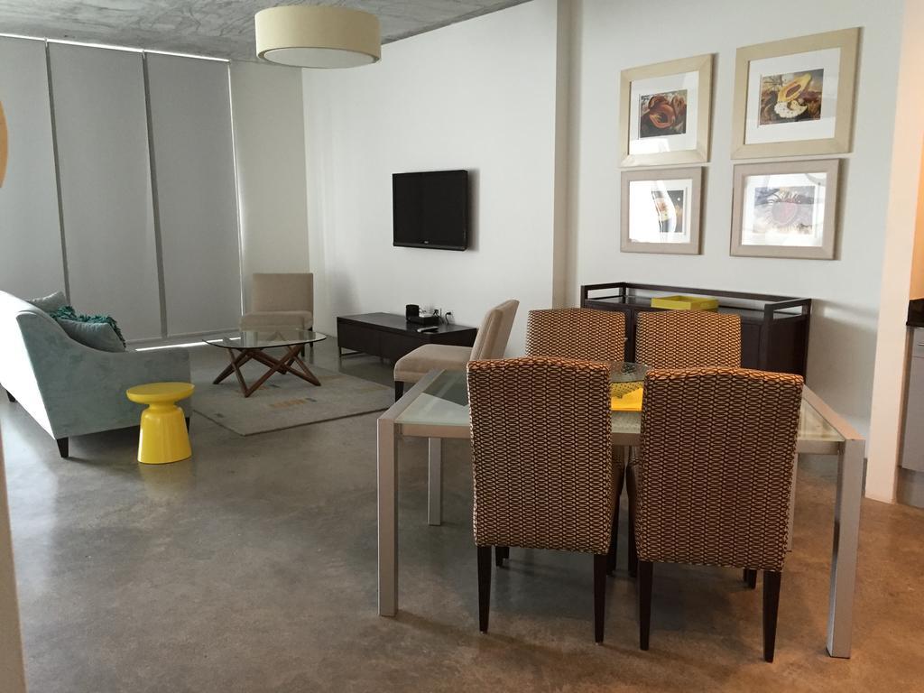 Real Living Hotel Residence Miami Luaran gambar