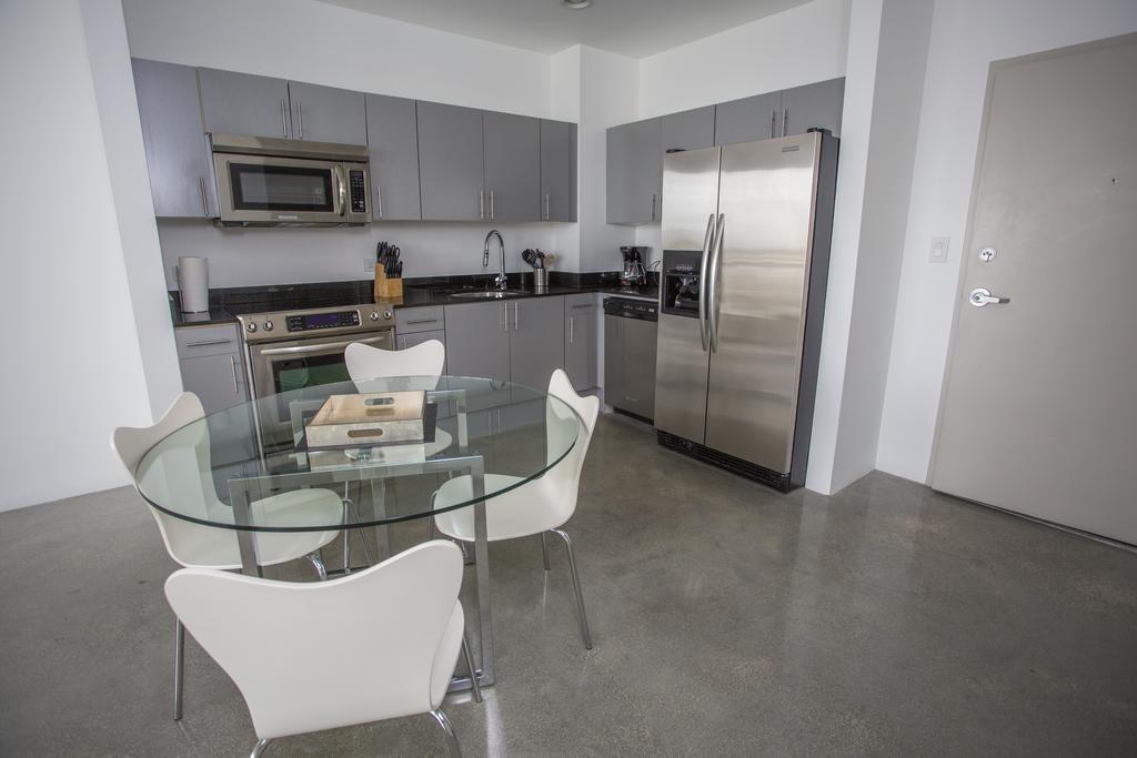 Real Living Hotel Residence Miami Luaran gambar