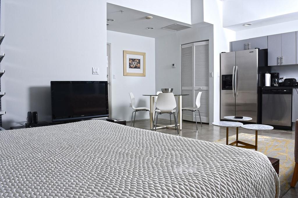 Real Living Hotel Residence Miami Luaran gambar