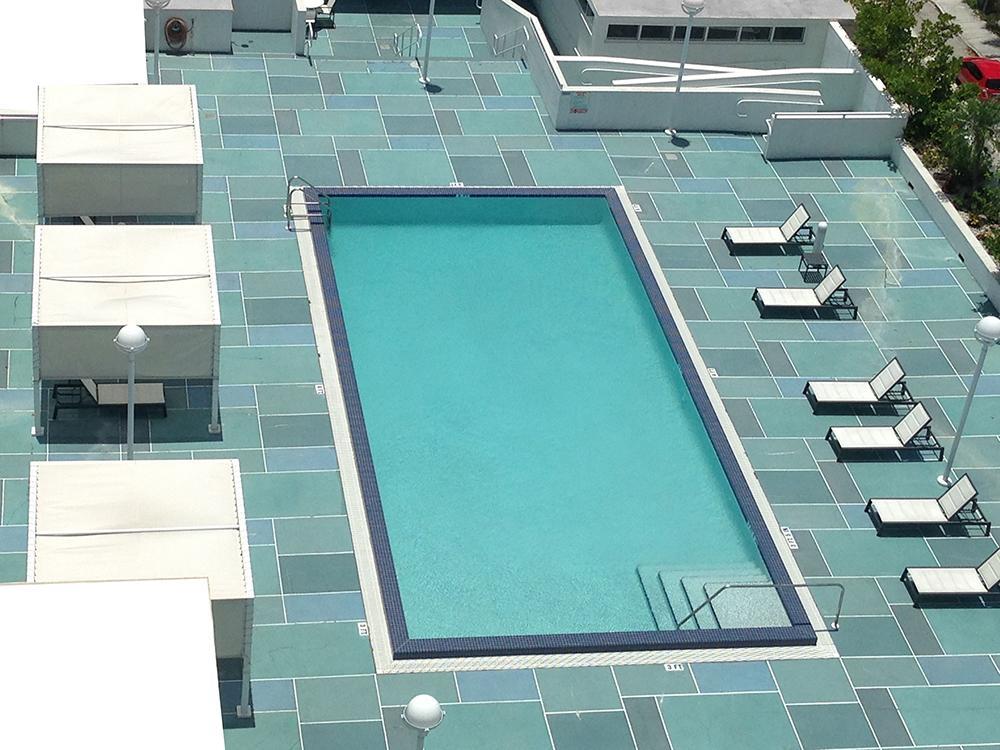 Real Living Hotel Residence Miami Luaran gambar
