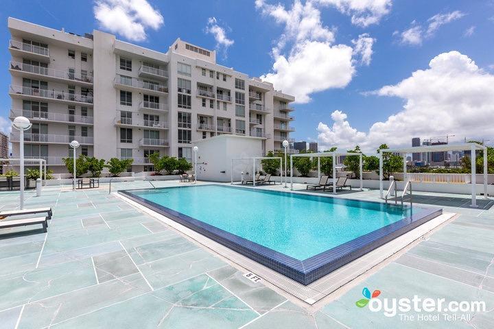 Real Living Hotel Residence Miami Luaran gambar