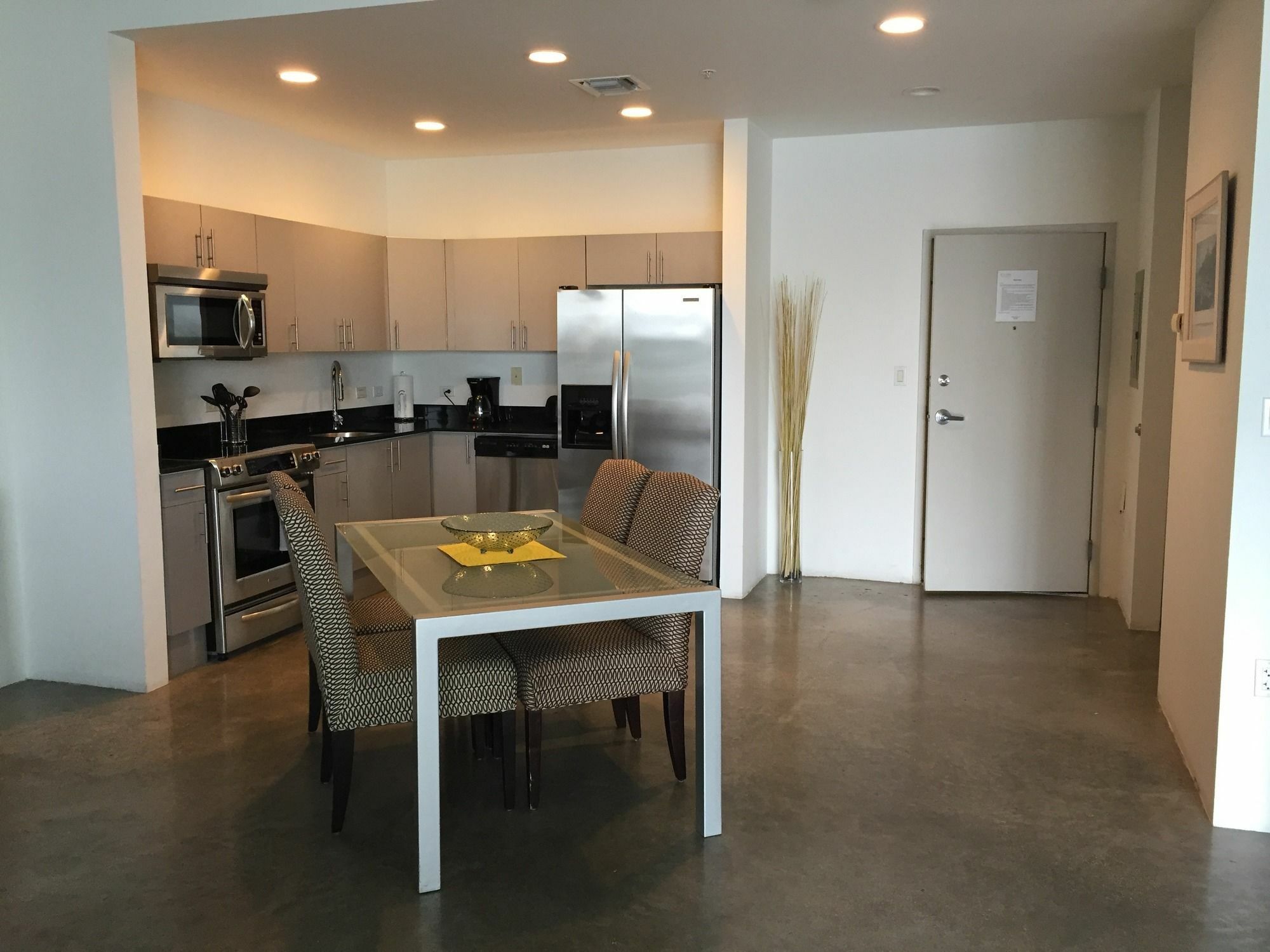 Real Living Hotel Residence Miami Luaran gambar