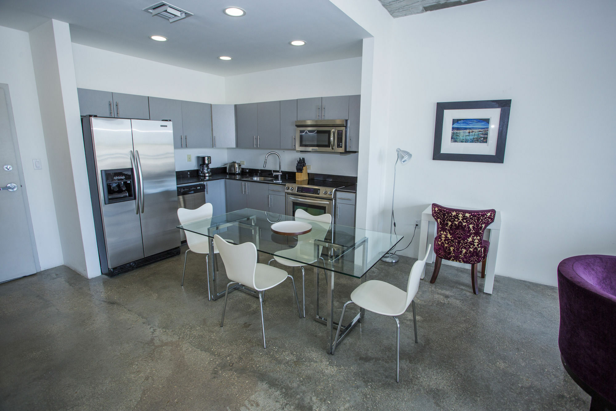 Real Living Hotel Residence Miami Luaran gambar